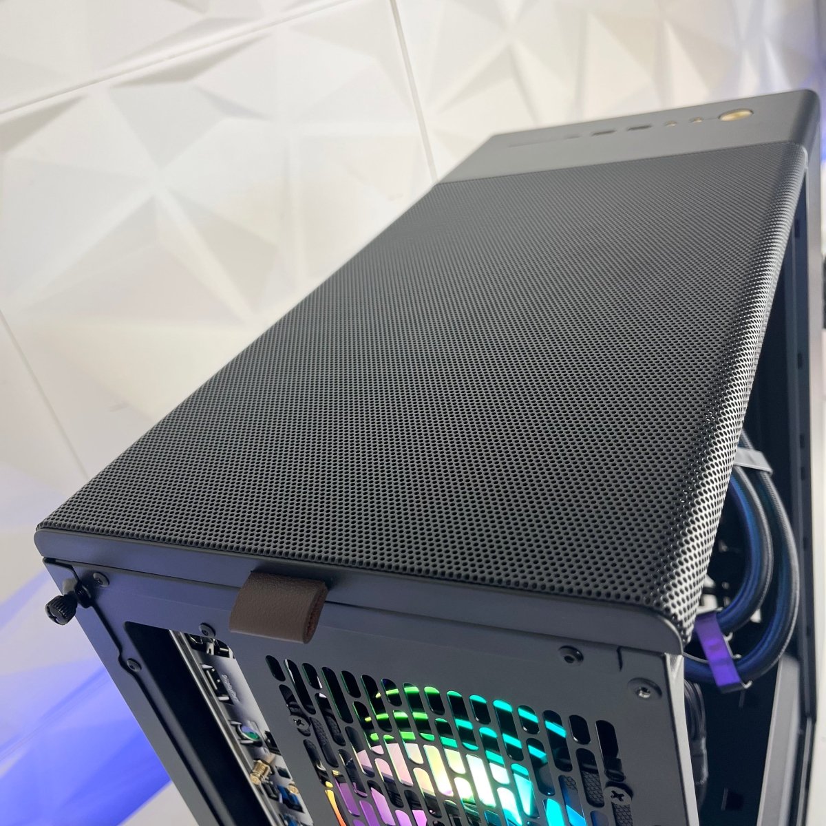 Gaming PC Walnut Wraith AMD AM5 Fractal North - I Gaming Computer | Australia Wide Shipping | Buy now, Pay Later with Afterpay, Klarna, Zip, Latitude & Paypal