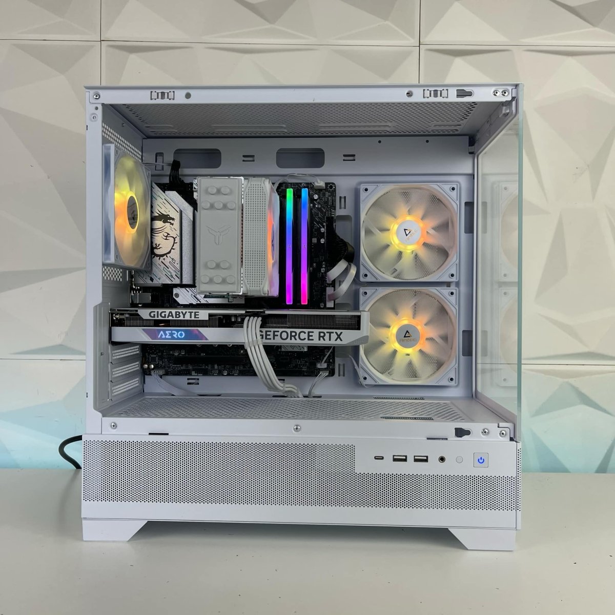 IGaming Core i5/i7 14600KF | RTX 4060 - 4070 Super | CX500 White - I Gaming Computer | Australia Wide Shipping | Buy now, Pay Later with Afterpay, Klarna, Zip, Latitude & Paypal