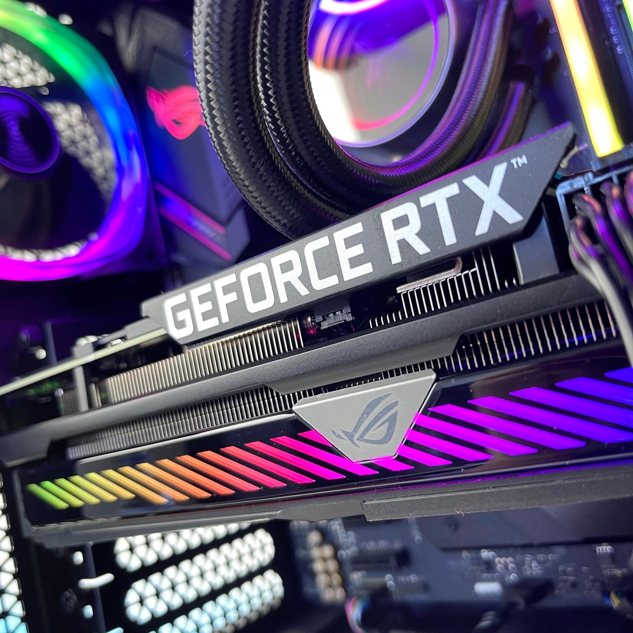 Ordinateur Gaming Corsair Crystal Ryzen 7 5800X + RTX 3070 + Strix