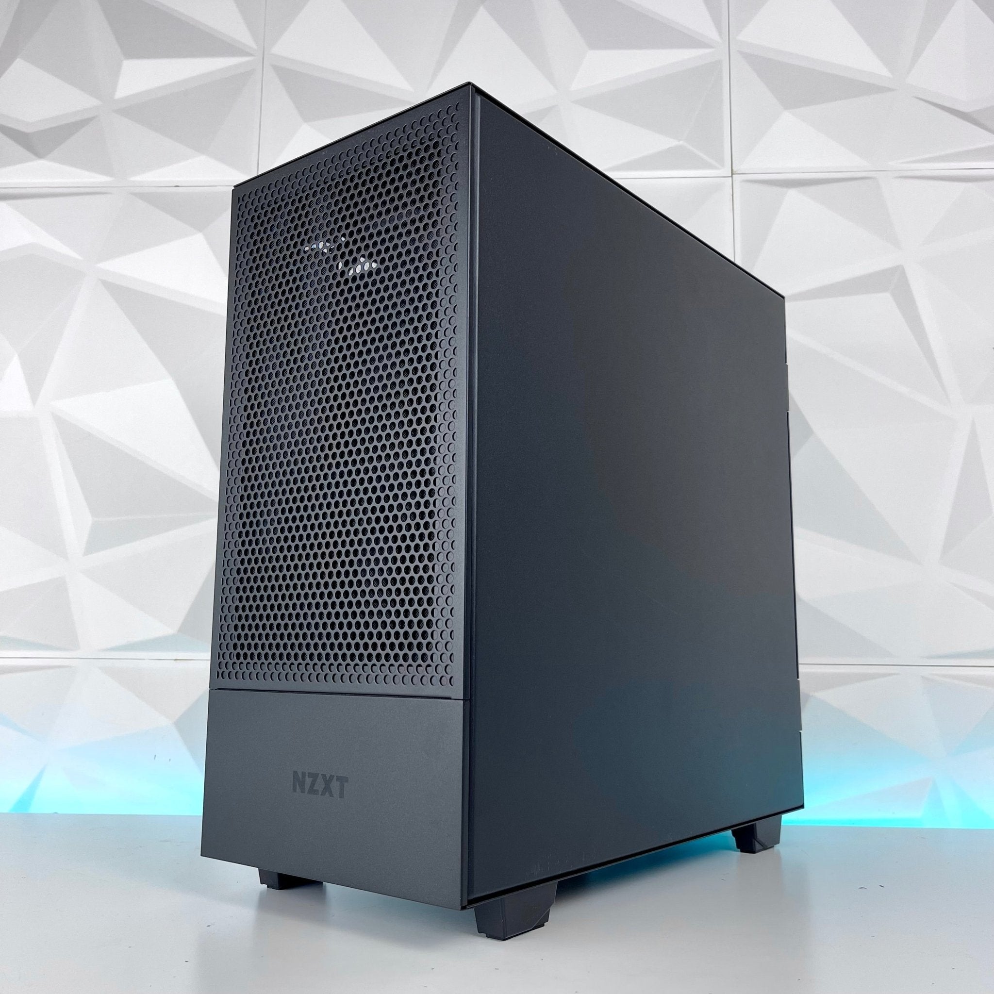 I Gaming Computer | Core i7 12700KF | RTX 4060 Ti/4070/4070 Ti | Monochrome Monarch - I Gaming Computer | Australia Wide Shipping | Buy now, Pay Later with Afterpay, Klarna, Zip, Latitude & Paypal